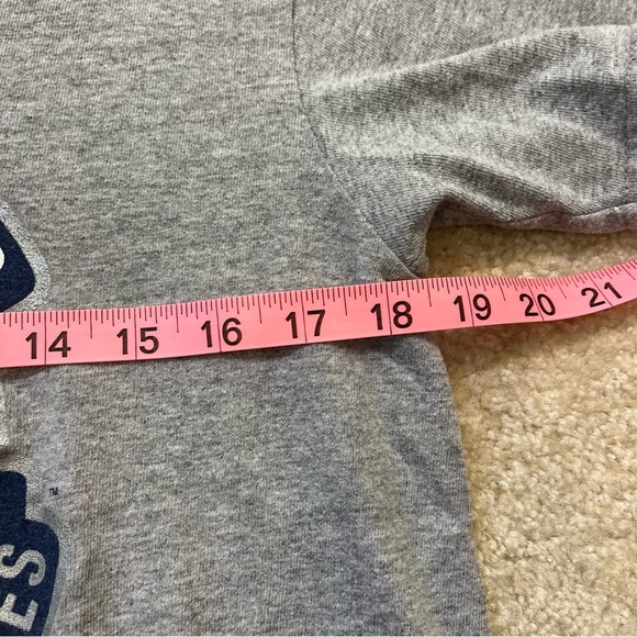 New York Yankees Shirt Mens Medium Gray Derek Jeter Captain #2 Baseball MLB - Picture 5 of 7